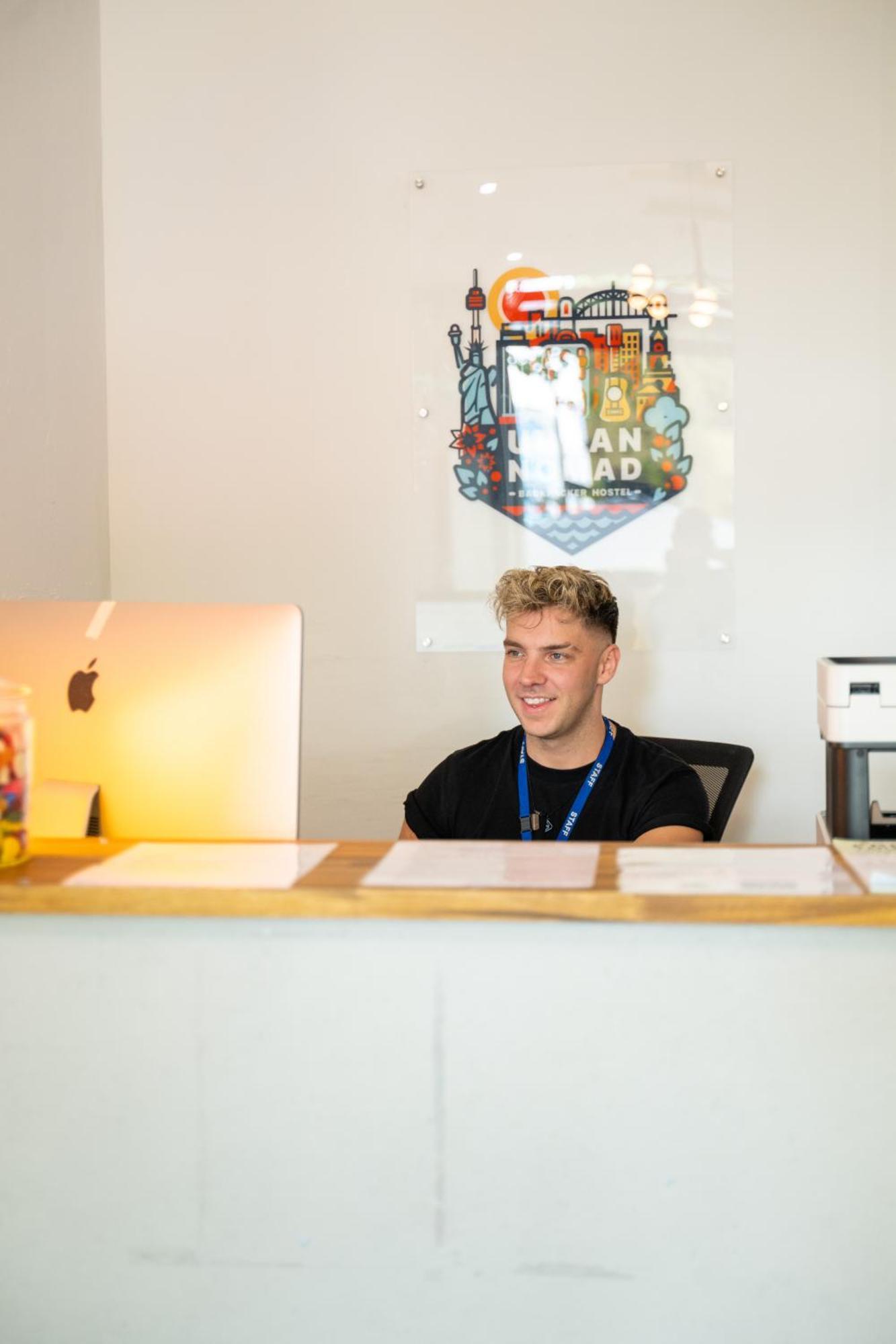 Urban Nomad Potts Point - 18 To 39 Only Hostel Сидни Екстериор снимка