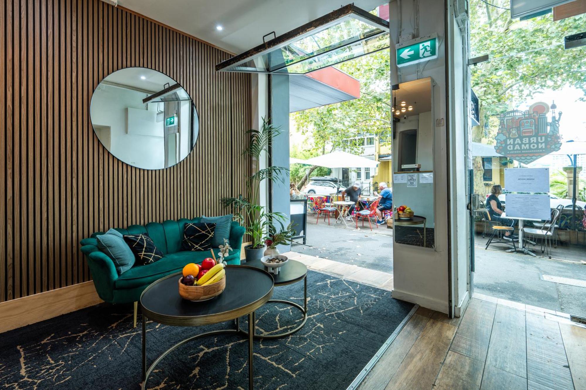 Urban Nomad Potts Point - 18 To 39 Only Hostel Сидни Екстериор снимка