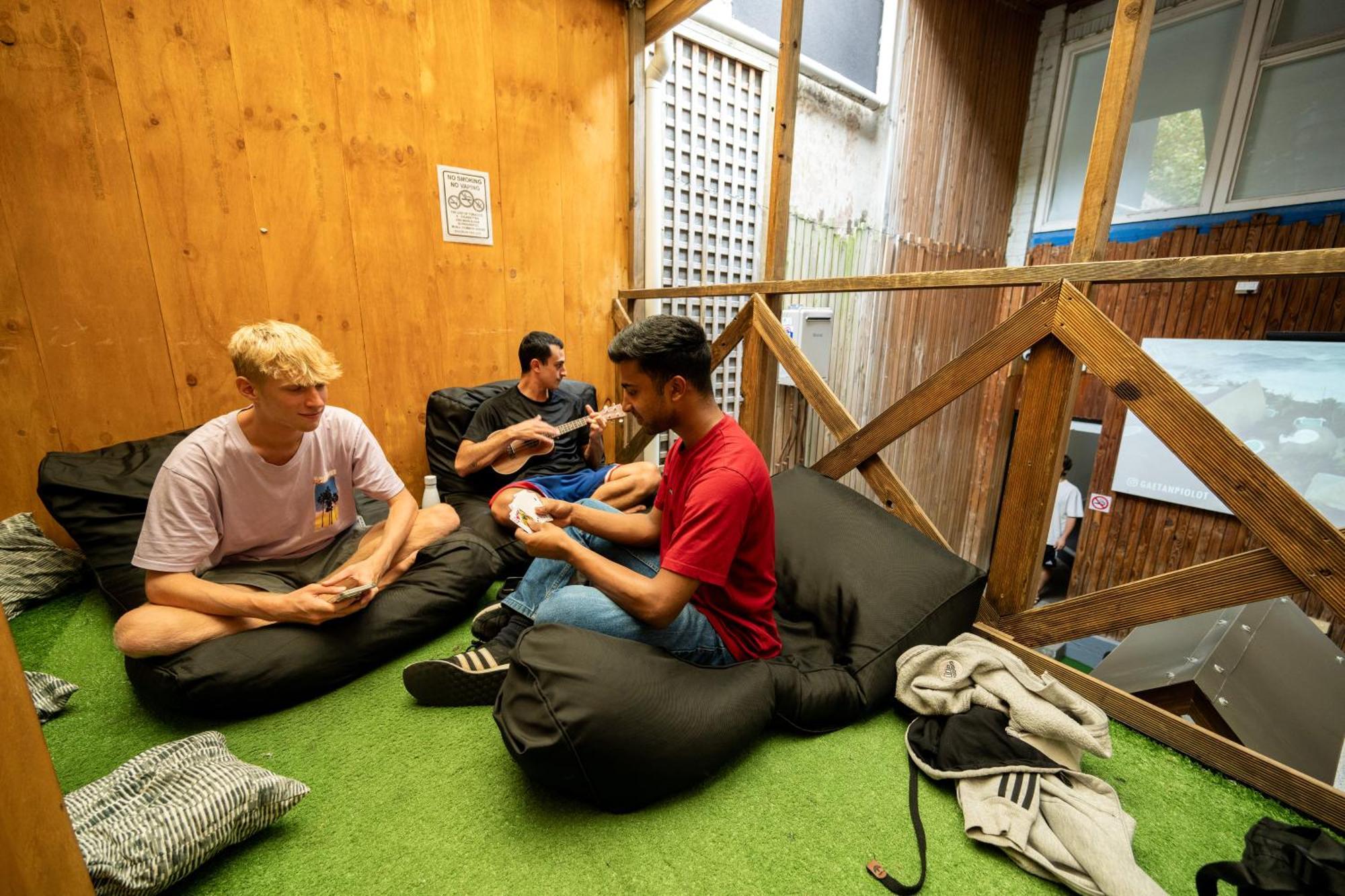 Urban Nomad Potts Point - 18 To 39 Only Hostel Сидни Екстериор снимка