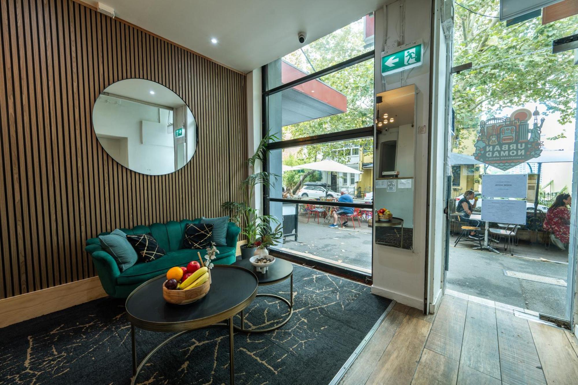 Urban Nomad Potts Point - 18 To 39 Only Hostel Сидни Екстериор снимка