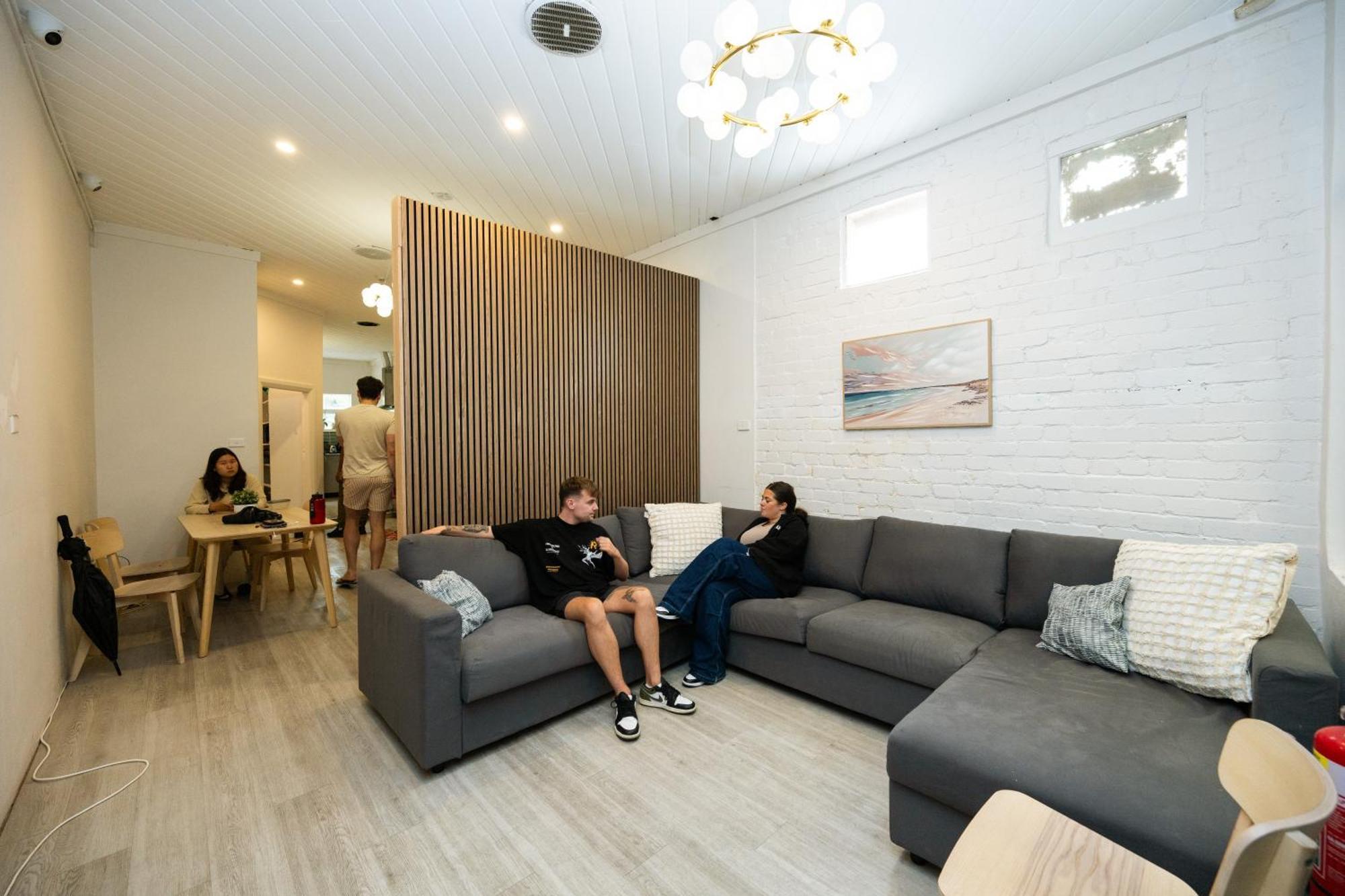 Urban Nomad Potts Point - 18 To 39 Only Hostel Сидни Екстериор снимка