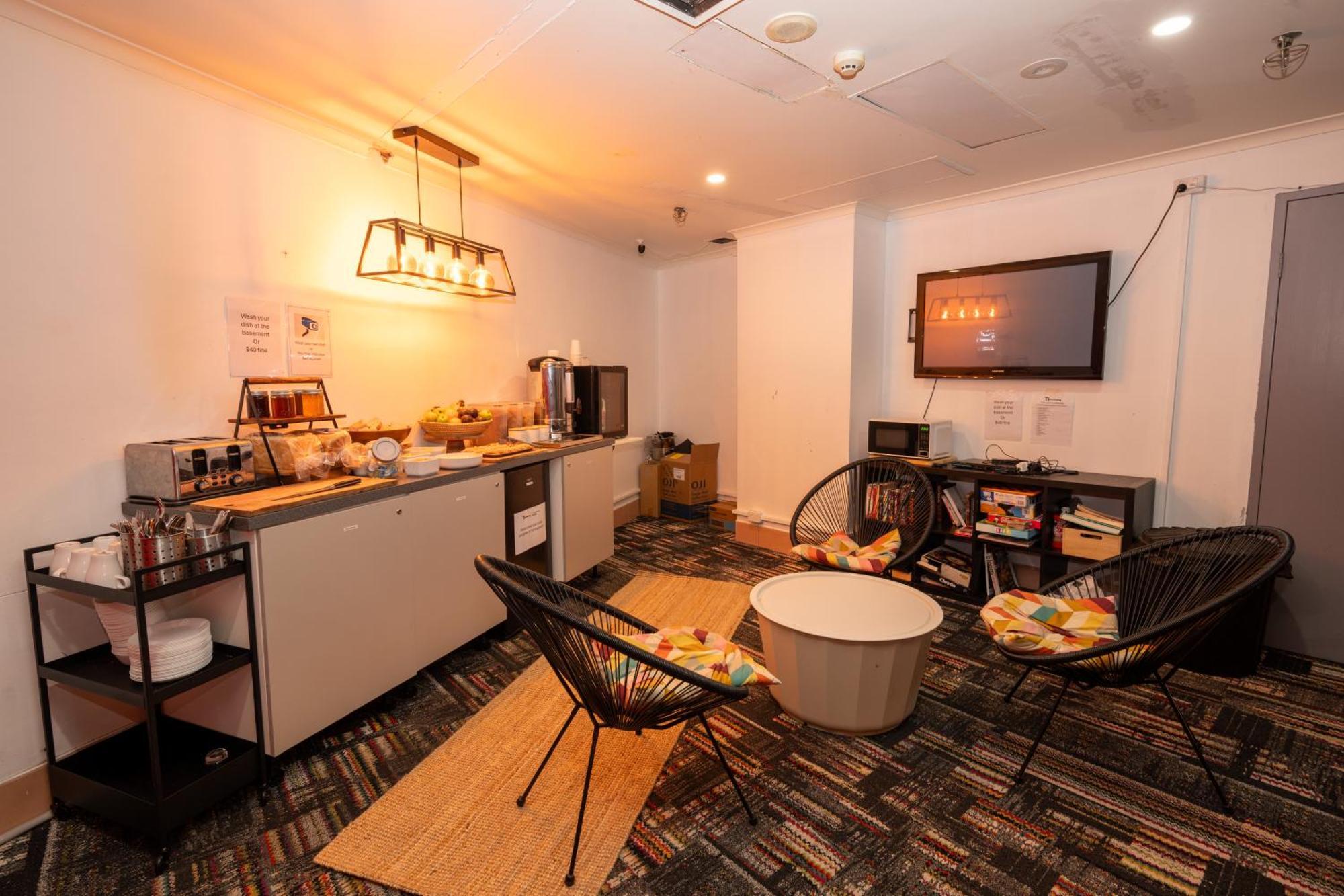 Urban Nomad Potts Point - 18 To 39 Only Hostel Сидни Екстериор снимка